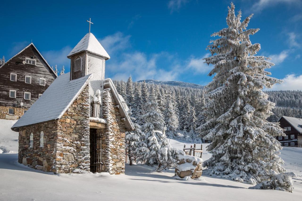 Erlebachova Bouda, Hotel - Resort Svaty Frantisek Špindlerŭv Mlýn المظهر الخارجي الصورة