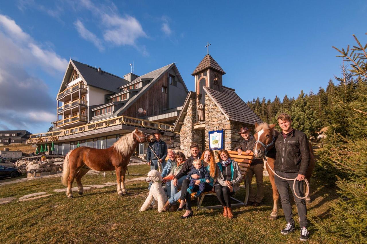 Erlebachova Bouda, Hotel - Resort Svaty Frantisek Špindlerŭv Mlýn المظهر الخارجي الصورة